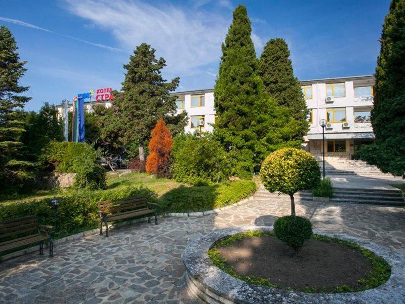 Strandzha Hotel - Free Parking Golden Sands Exterior photo