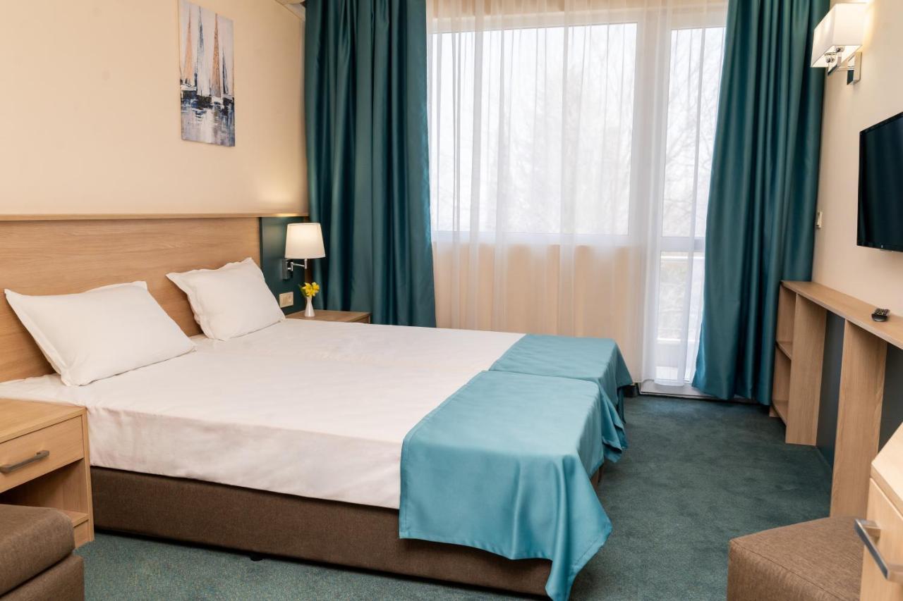 Strandzha Hotel - Free Parking Golden Sands Exterior photo