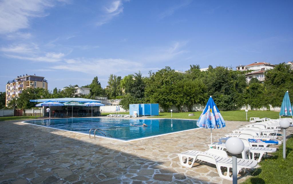 Strandzha Hotel - Free Parking Golden Sands Exterior photo